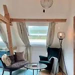 Kleine Kunstremise Mit Holzofen Burg Freienfels