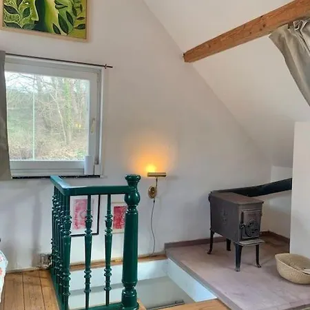 Kleine Kunstremise Mit Holzofen Burg Freienfels *