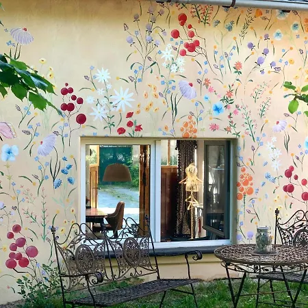 Kleine Kunstremise Mit Holzofen Burg Freienfels