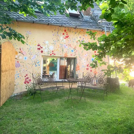 Kleine Kunstremise Mit Holzofen Burg Freienfels *