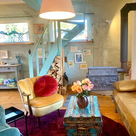 Kleine Kunstremise Mit Holzofen Burg Freienfels Weinbach