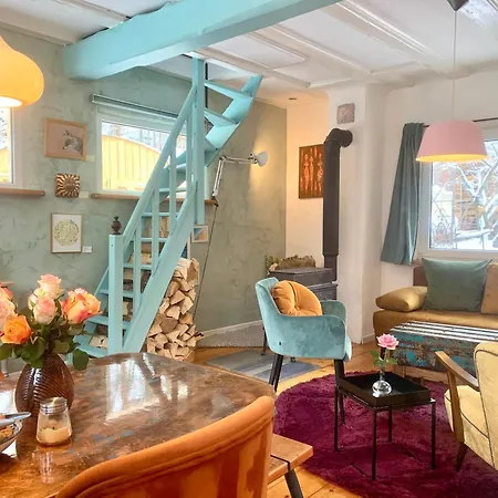 Apartment Kleine Kunstremise Mit Holzofen Burg Freienfels Weinbach