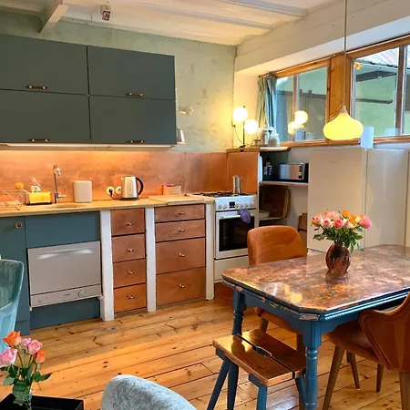 Kleine Kunstremise Mit Holzofen Burg Freienfels Apartment *