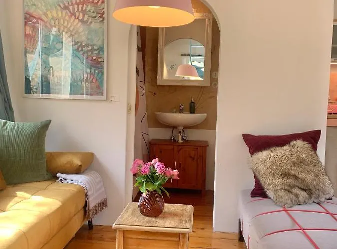 Kleine Kunstremise Mit Holzofen Burg Freienfels