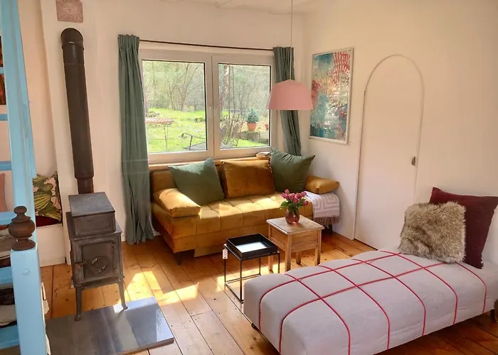 Kleine Kunstremise Mit Holzofen Burg Freienfels Apartment Weinbach