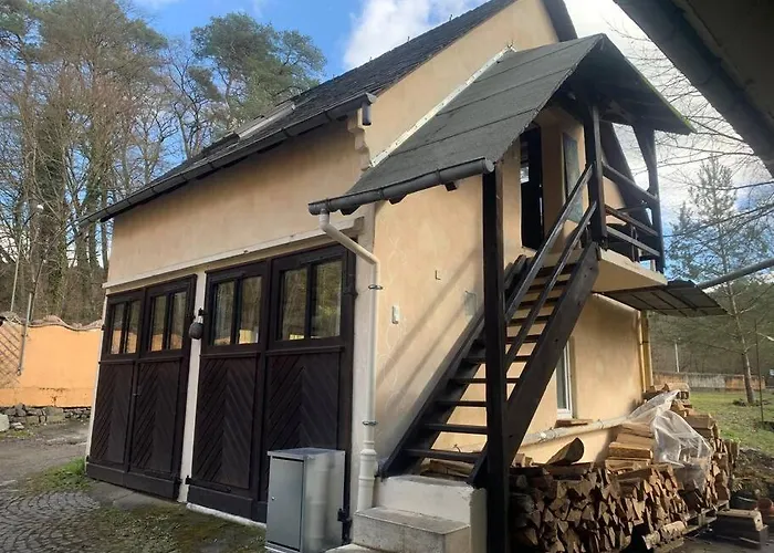 Kleine Kunstremise Mit Holzofen Burg Freienfels Apartment *