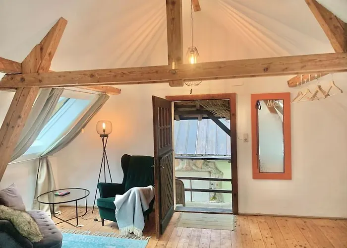 Kleine Kunstremise Mit Holzofen Burg Freienfels Apartment *