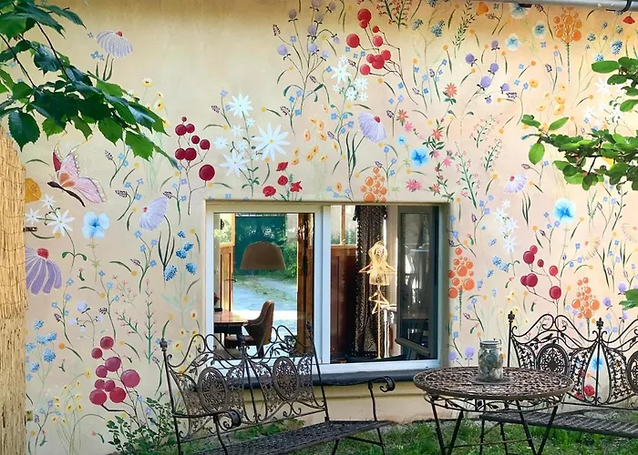 Kleine Kunstremise Mit Holzofen Burg Freienfels