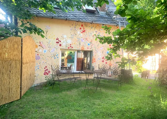 Kleine Kunstremise Mit Holzofen Burg Freienfels *